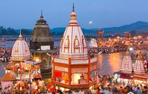 Best & Trusted Cab Services In Udaipur For Char Dham Tour